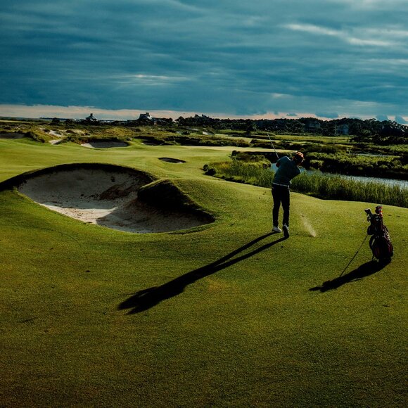 Meet your Posher, Chris - Picture 1 of 1